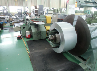 ミニスリッタ―ライン全景